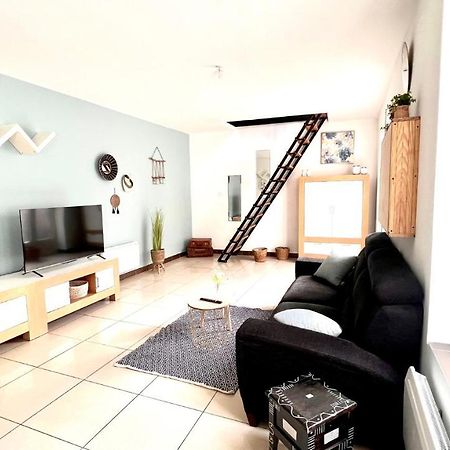 Agreable Maison De Ville Cosy De 122M² + Exterieur Wattrelos Exterior photo