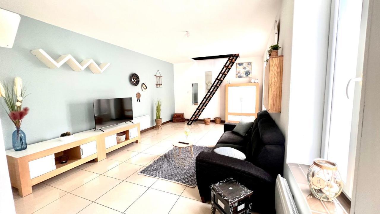Agreable Maison De Ville Cosy De 122M² + Exterieur Wattrelos Exterior photo