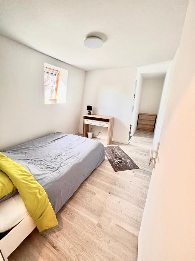 Agreable Maison De Ville Cosy De 122M² + Exterieur Wattrelos Exterior photo