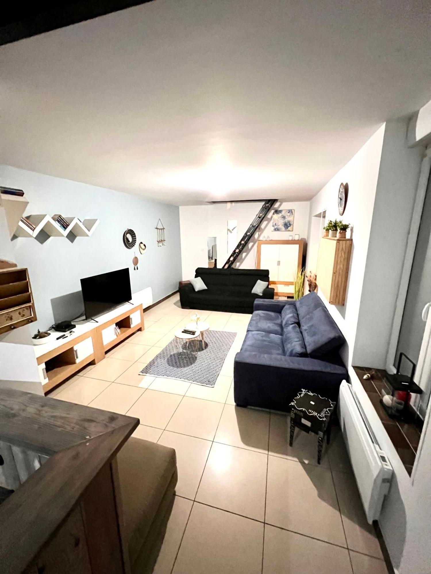 Agreable Maison De Ville Cosy De 122M² + Exterieur Wattrelos Exterior photo